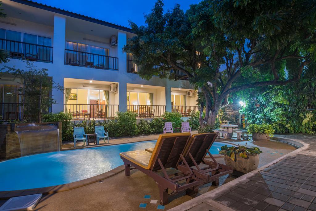 Riverside House Hotel Chiang Mai Exterior photo