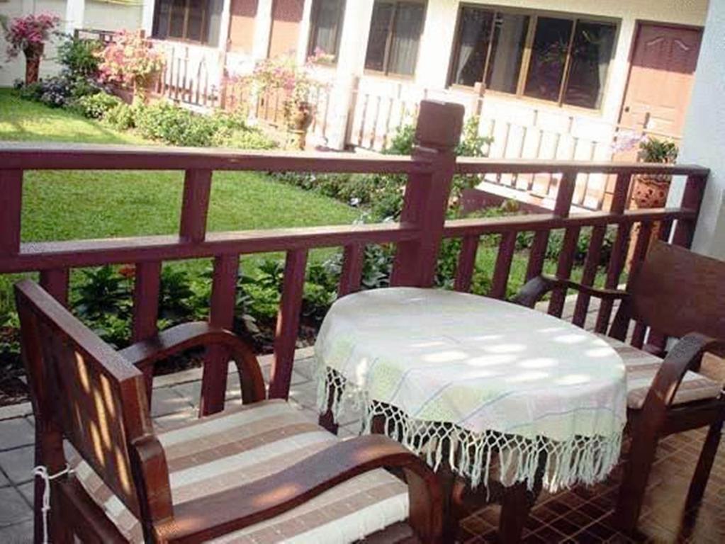Riverside House Hotel Chiang Mai Exterior photo